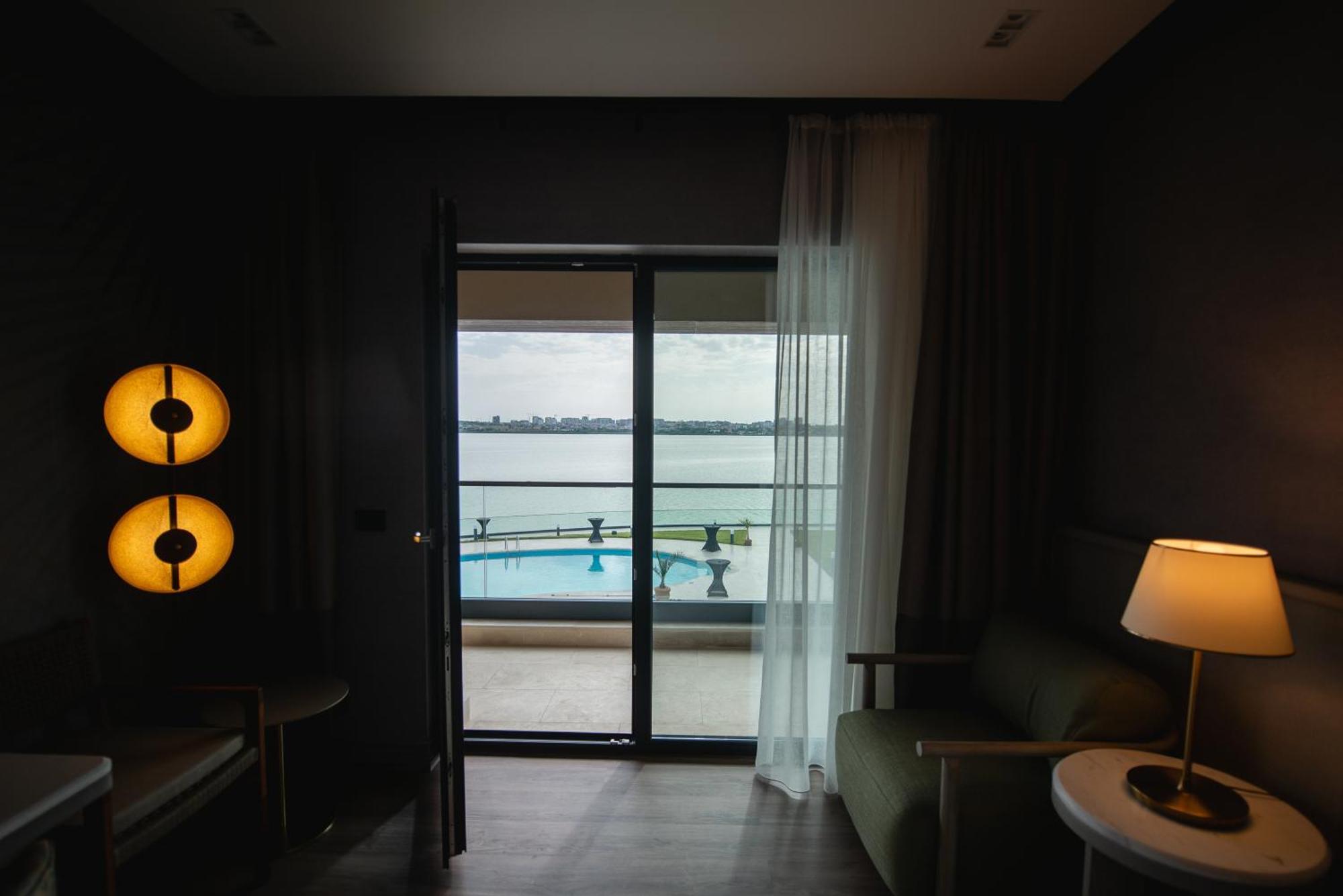 Belinda Hotel Mamaia Adults Only Екстер'єр фото