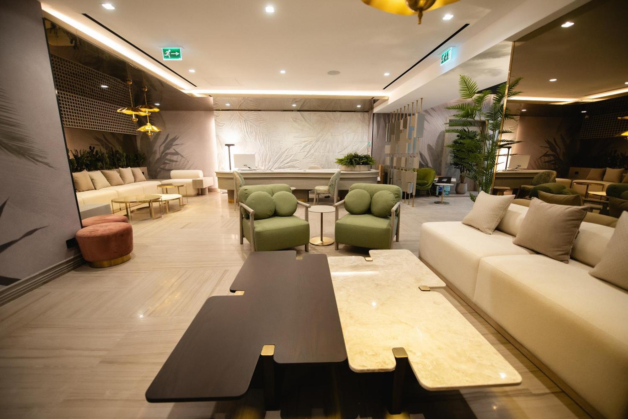 Belinda Hotel Mamaia Adults Only Екстер'єр фото