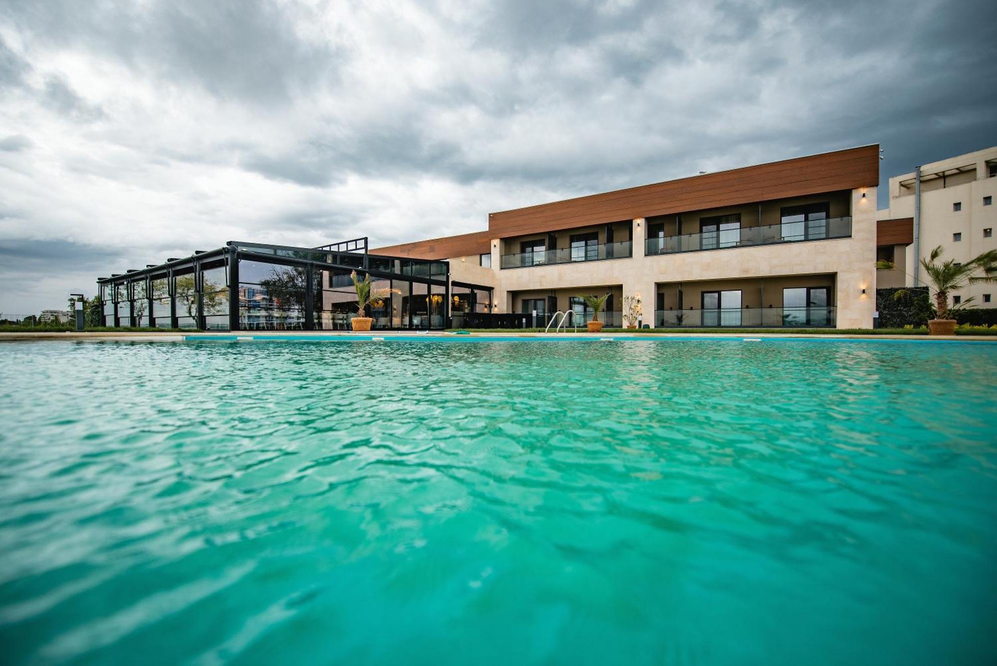 Belinda Hotel Mamaia Adults Only Екстер'єр фото