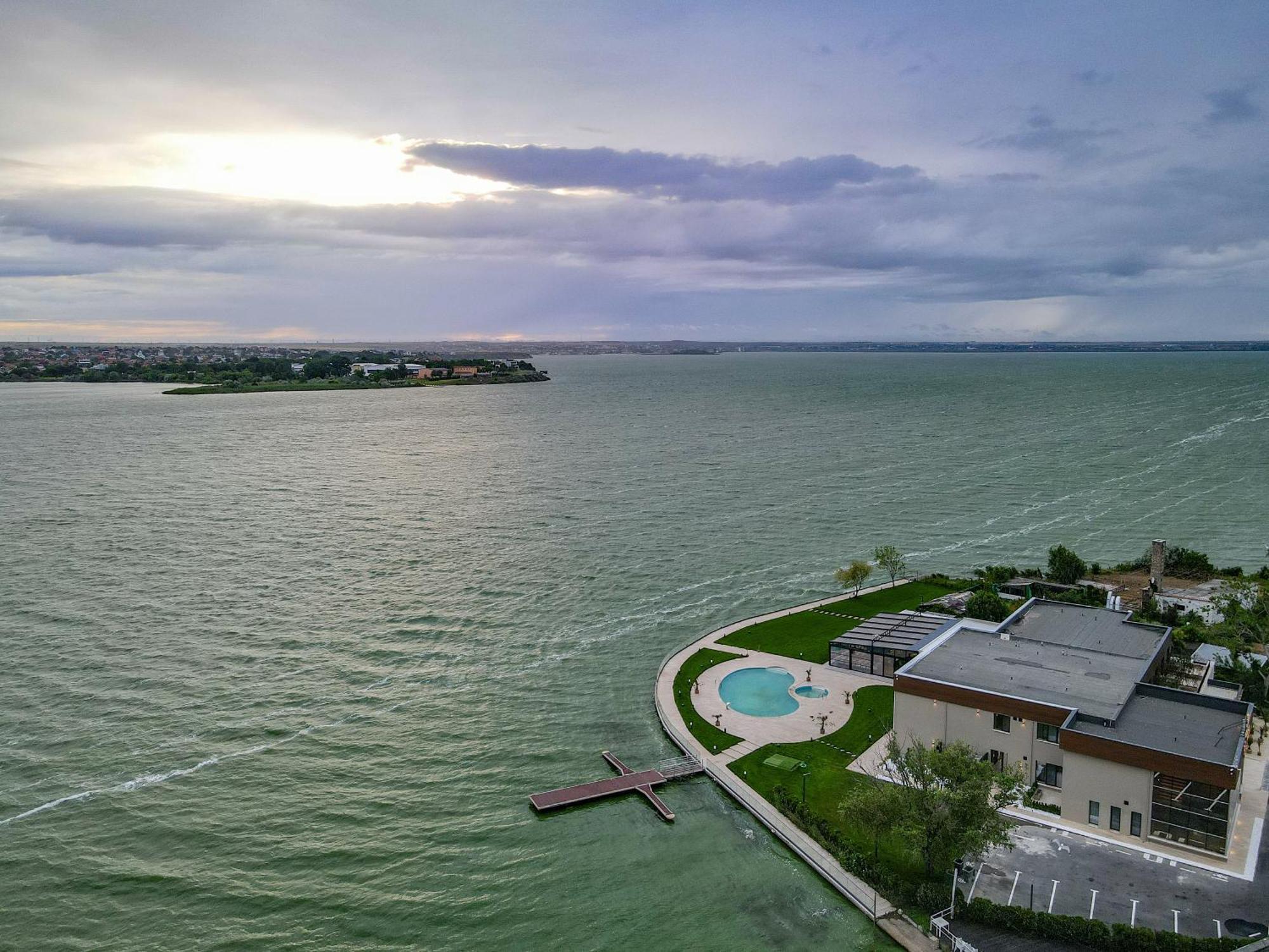 Belinda Hotel Mamaia Adults Only Екстер'єр фото